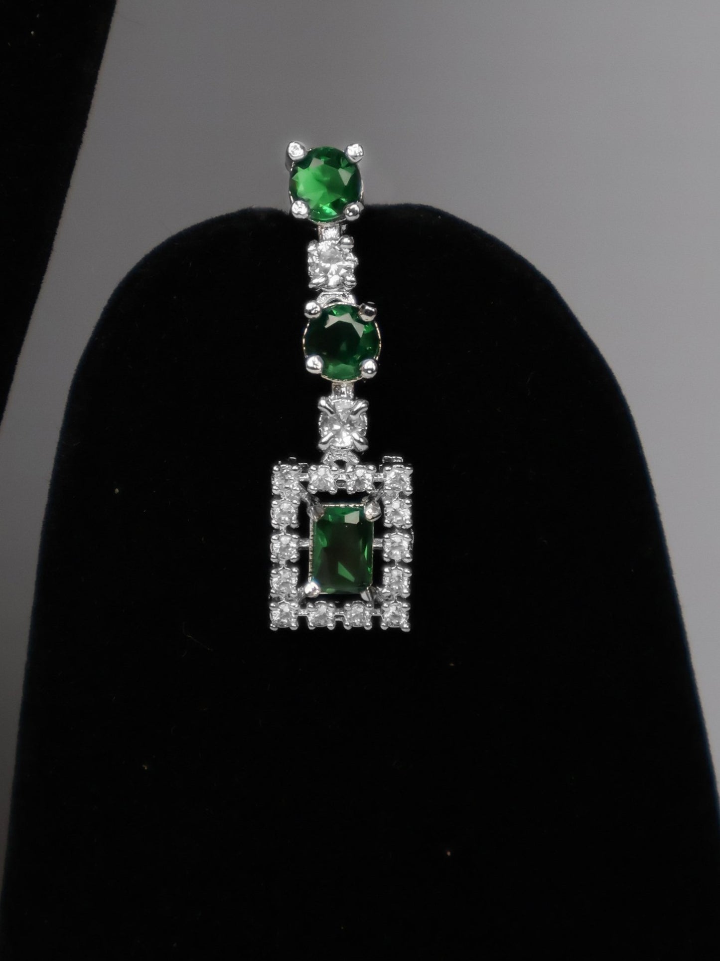 Silver Plated Green AD Necklace Set - UrbanNest Co