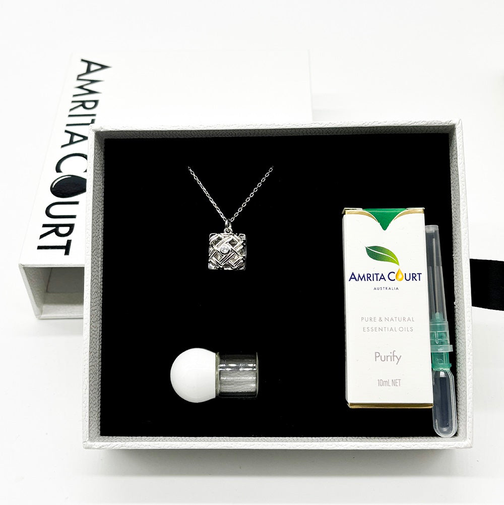 Treasure Chest Aroma Chest Necklace | Energy & Healing | Diffusing on the go | Gift for her