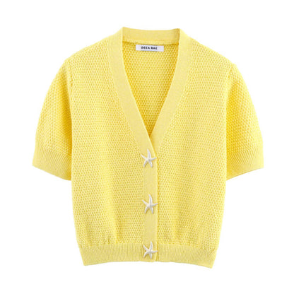 Star button structure knitted short sleeved top