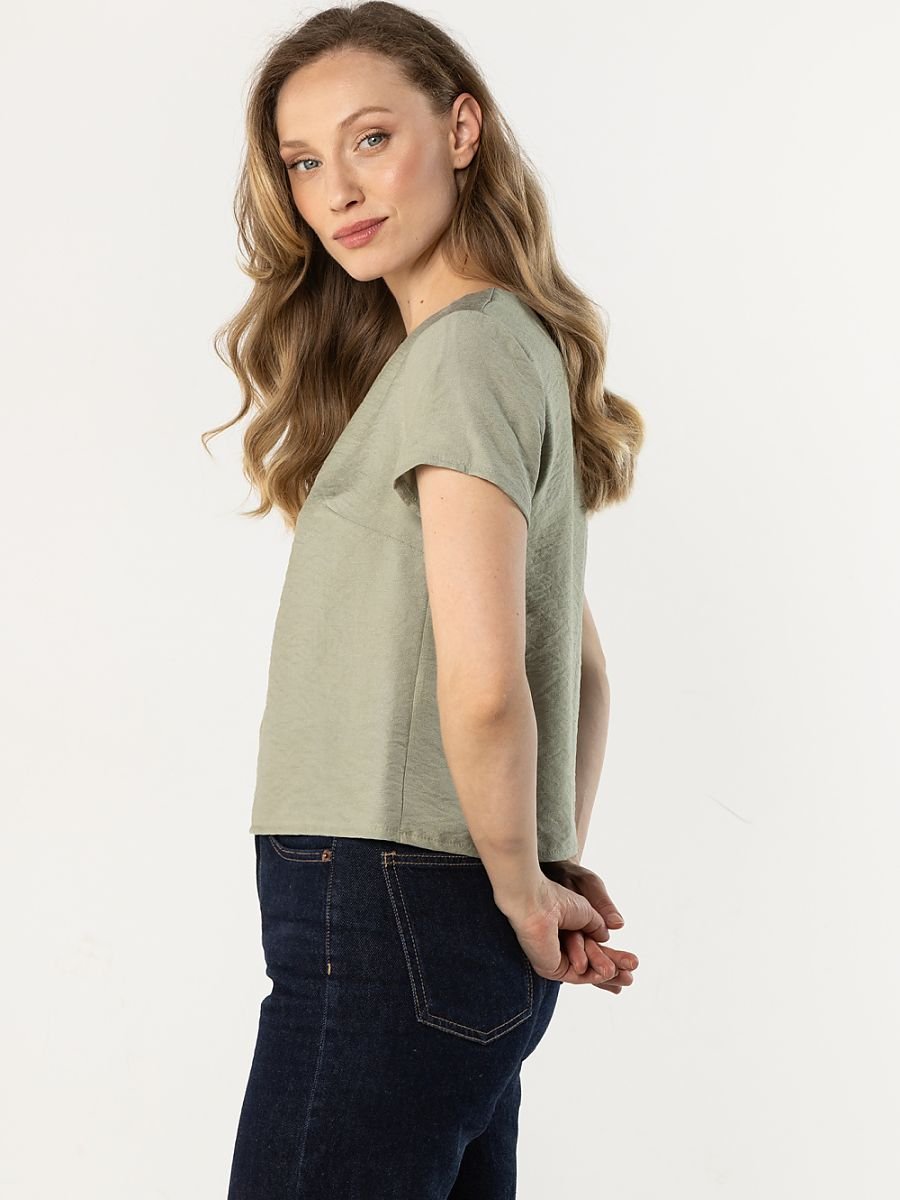 Blouse model 225335 awama - UrbanNest Co