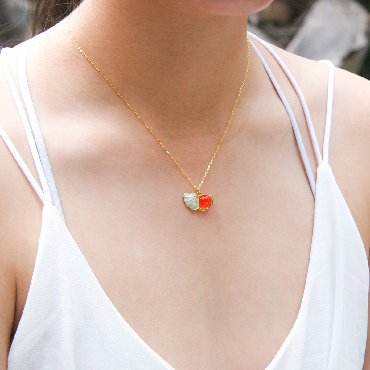 Green Shell Murano Aroma Necklace - Sunset Coral | Energy & Healing | Diffuse on the go | Sterling Silver - UrbanNest Co