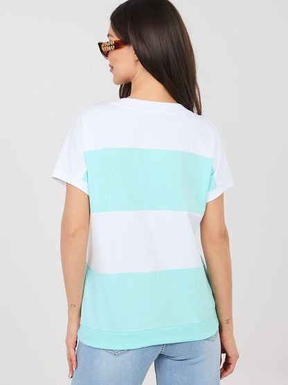 Blouse model 225485 Relevance - UrbanNest Co
