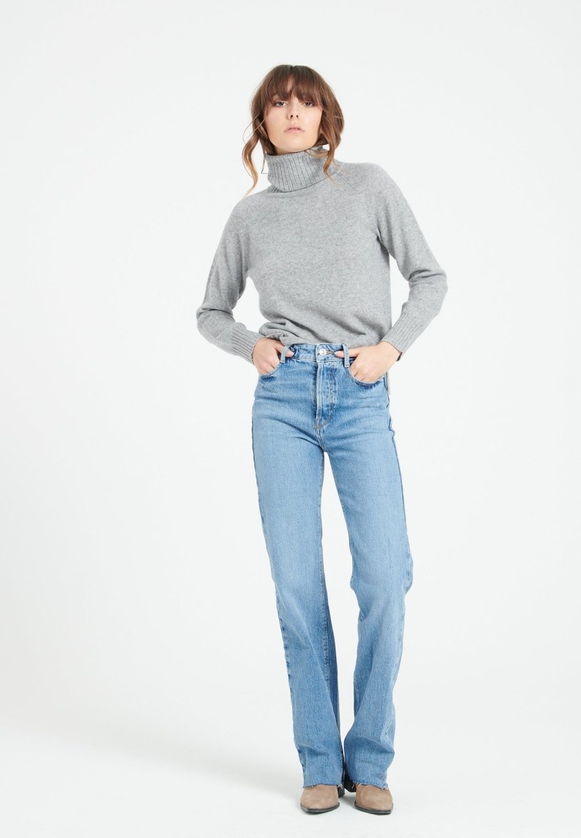Pull col roulé femme en cachemire gris clair - LILLY 22 - UrbanNest Co