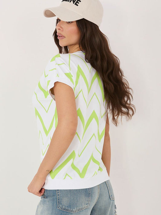 Blouse model 227031 Relevance - UrbanNest Co