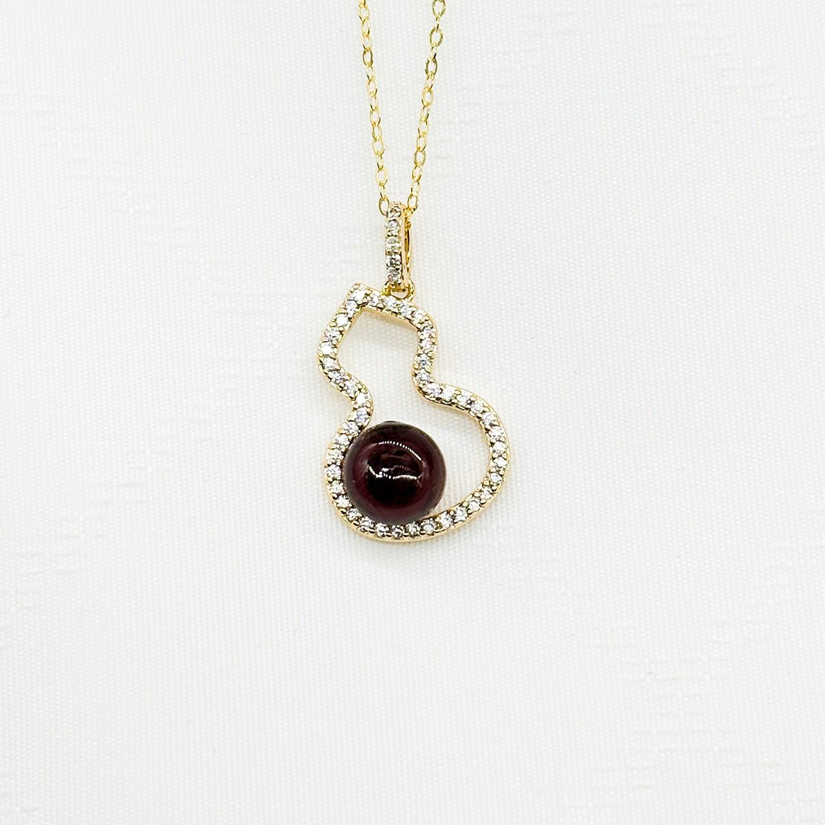 Golden Gourd Aroma Necklace - Amethyst | Energy & Healing | Diffuse on the go | Sterling Silver Chain - UrbanNest Co