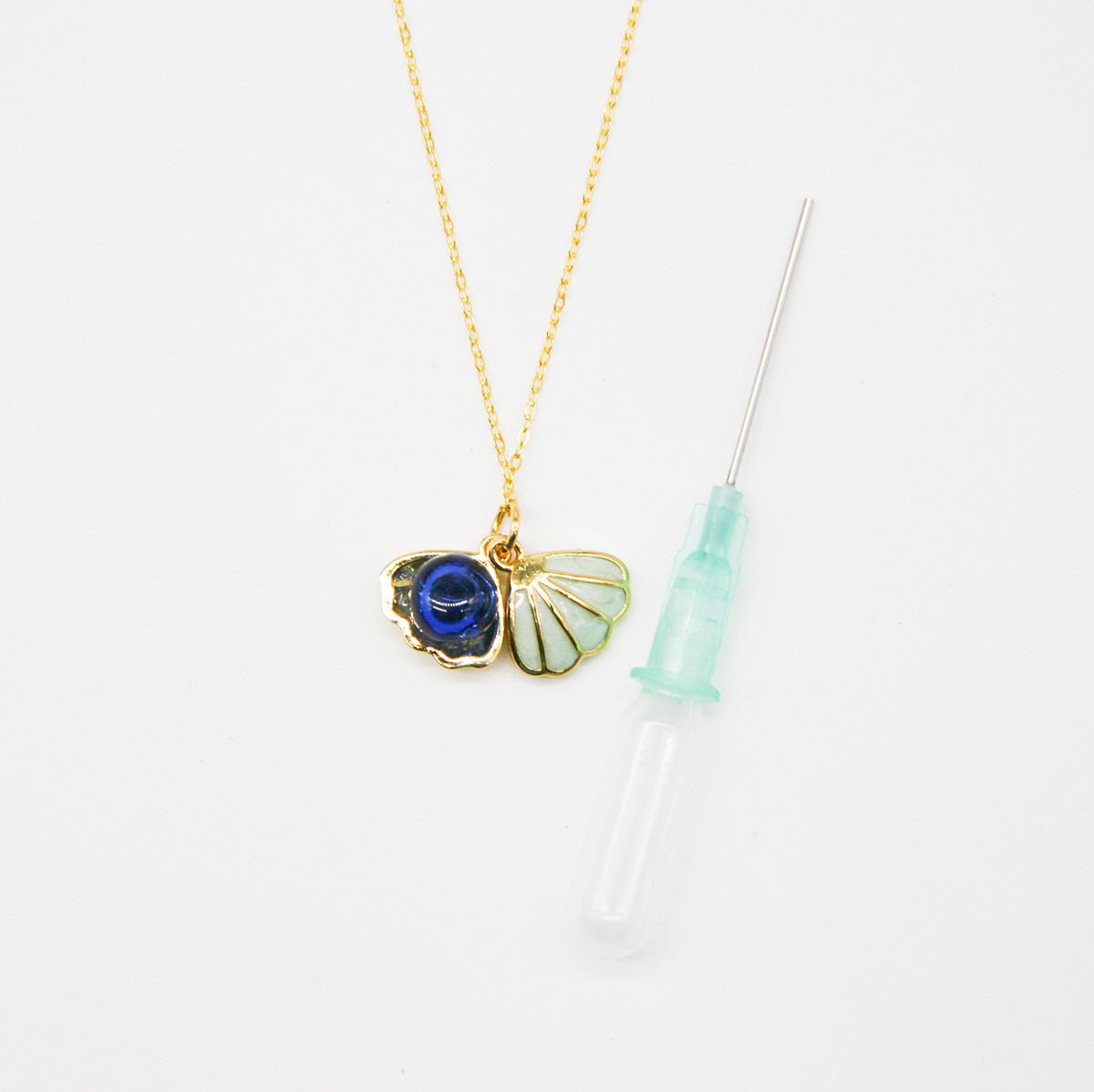 Green Shell Murano Aroma Necklace - Oceanic Depths | Energy & Healing | Diffuse on the go | Sterling Silver Gift - UrbanNest Co