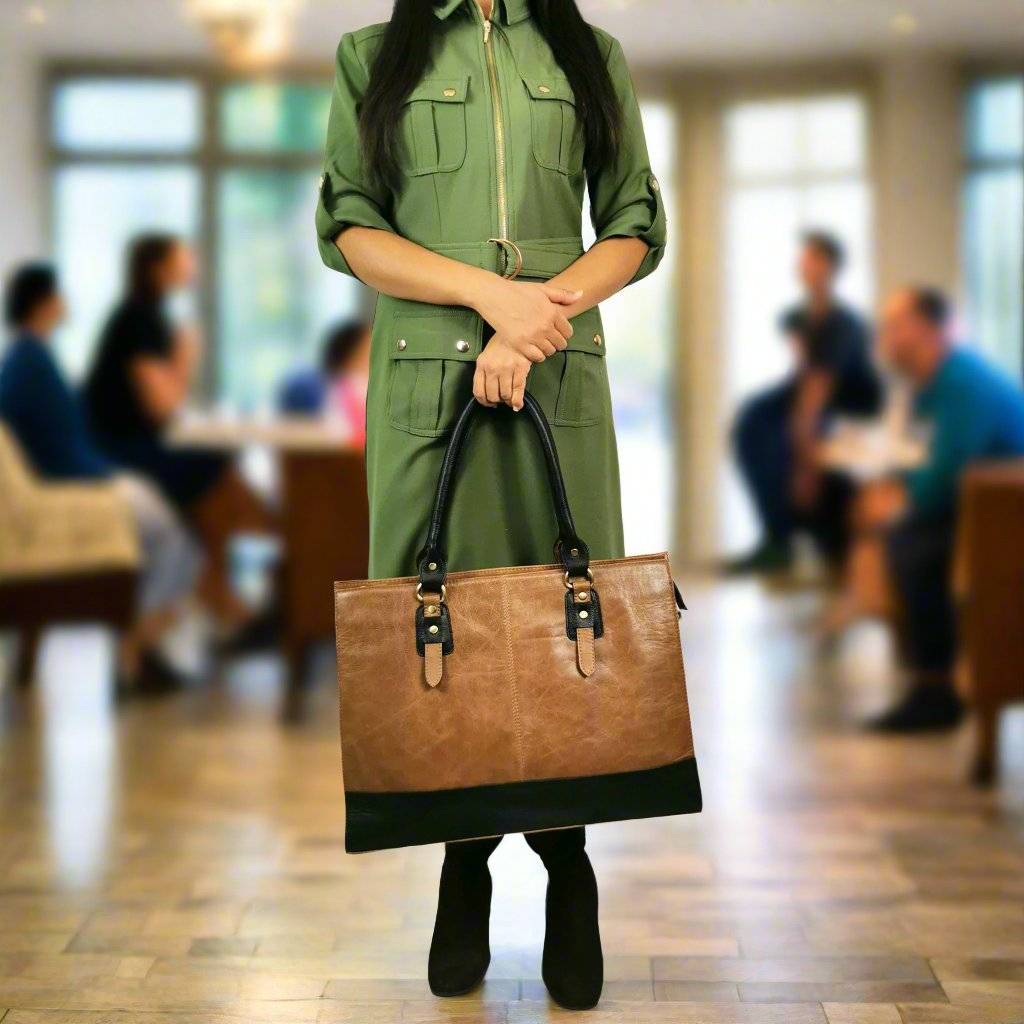The Signature 17" Leather Laptop Bag, Copper - UrbanNest Co