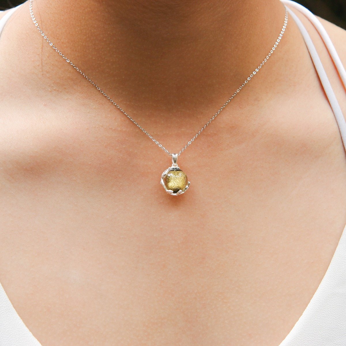 Planet Murano Aroma Necklace - Stellar Midnight | Energy & Healing | Diffuse on the go | Unique Gift - UrbanNest Co