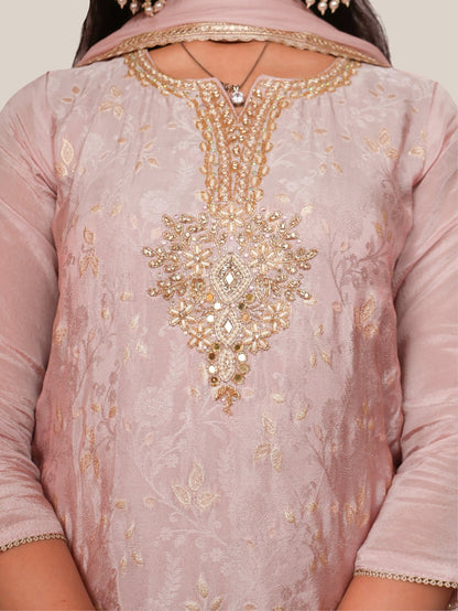 Women's Kurta - Pant & Dupatta Set - UrbanNest Co