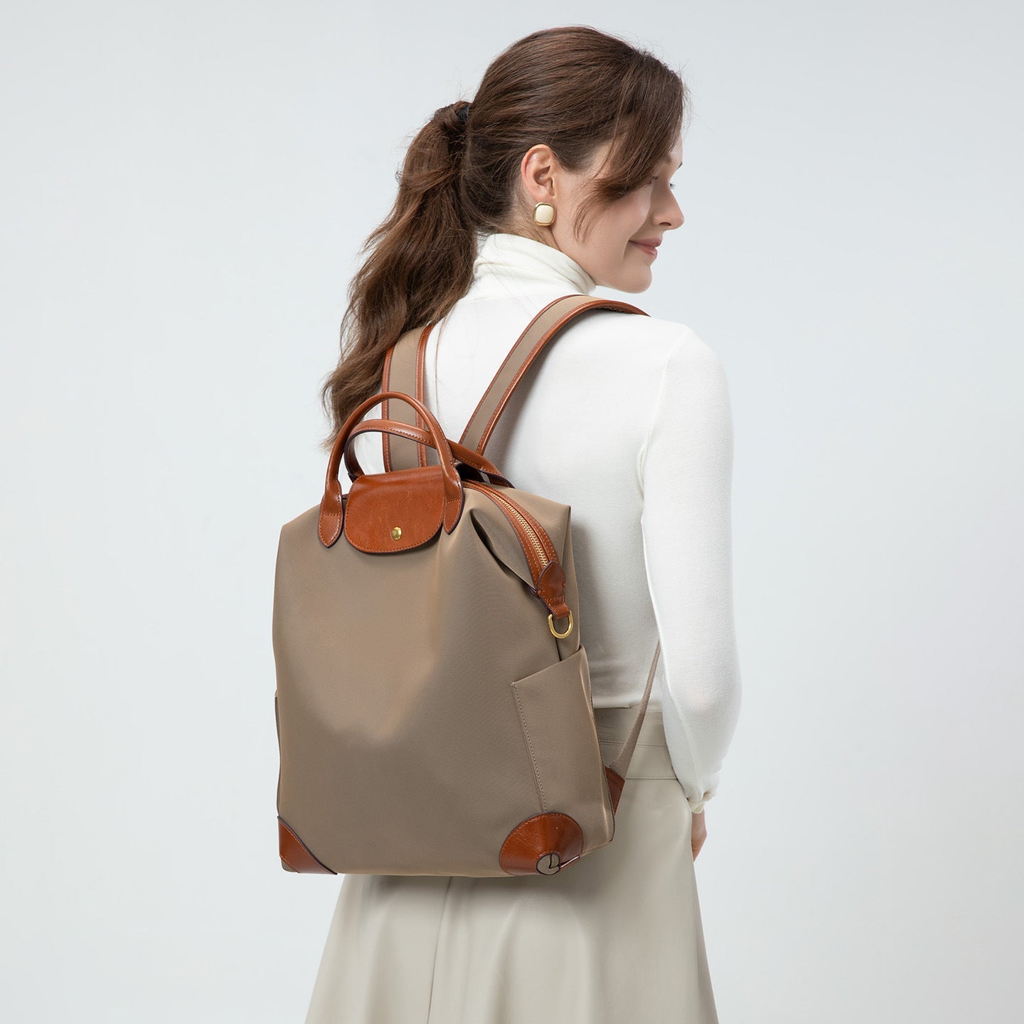 Stylish High - Quality Nylon Backpack with Large Capacity, Lightweight and Durable for Business Travel and Daily Commute - UrbanNest Co
