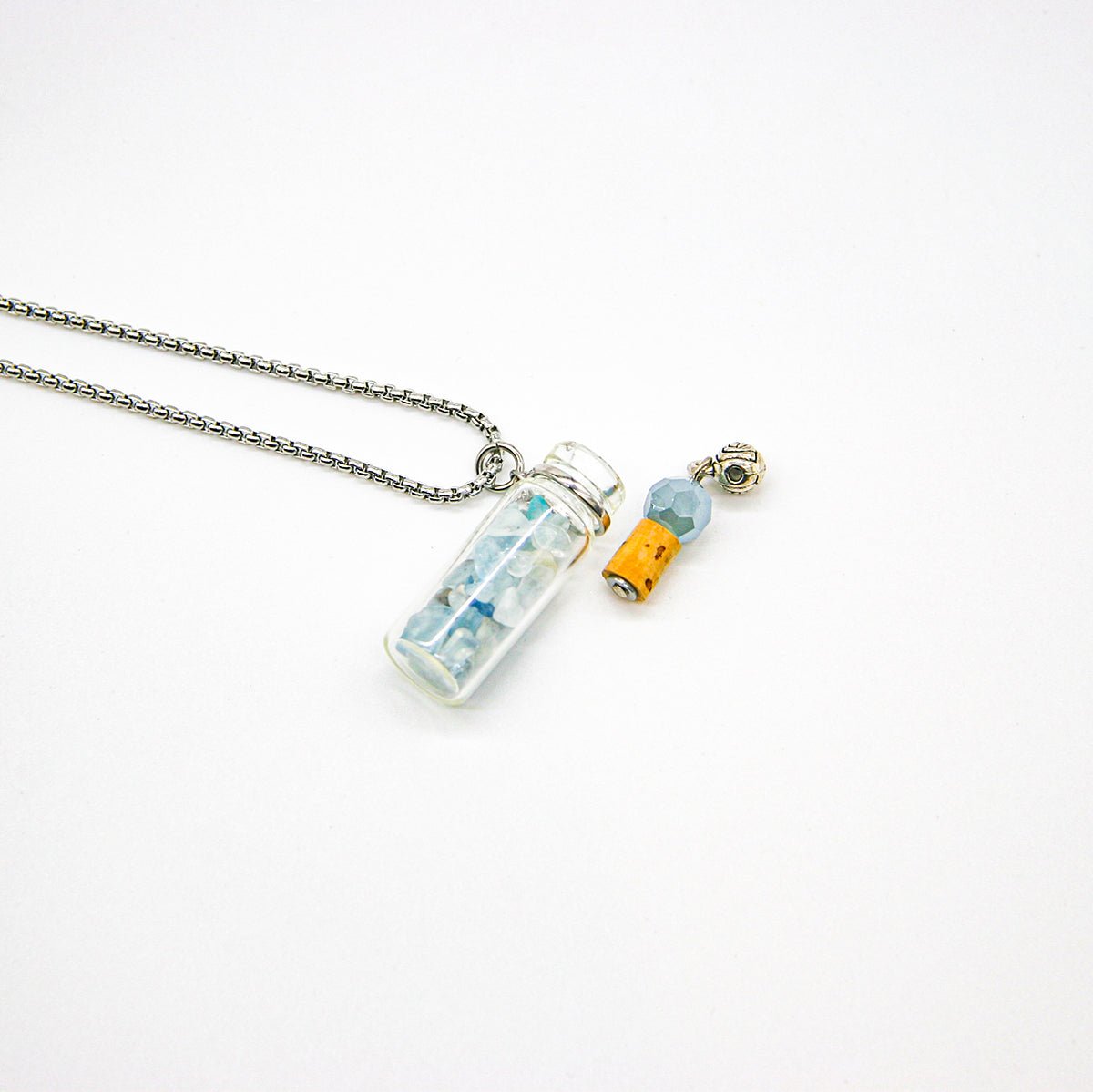 Aquamarine Diffusing Necklace | Energy & Healing | Diffusing on the go - UrbanNest Co