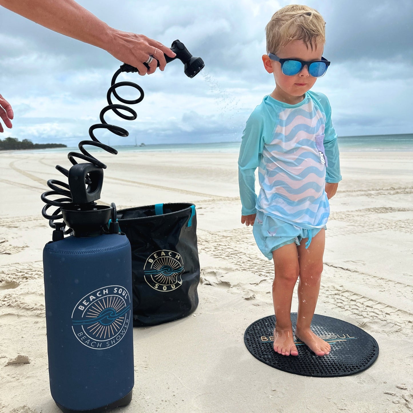 Portable Shower Ocean Rise 8L - UrbanNest Co