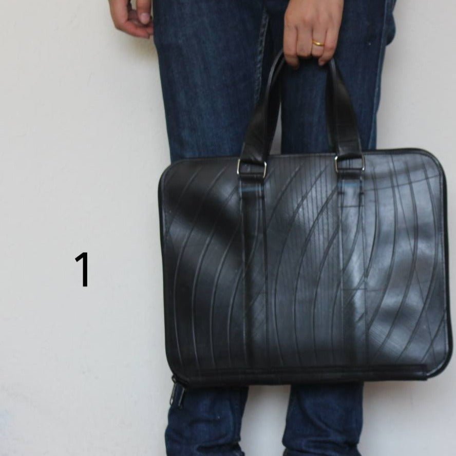 Slimline Inner Tube Padded Vegan Laptop Bag - UrbanNest Co