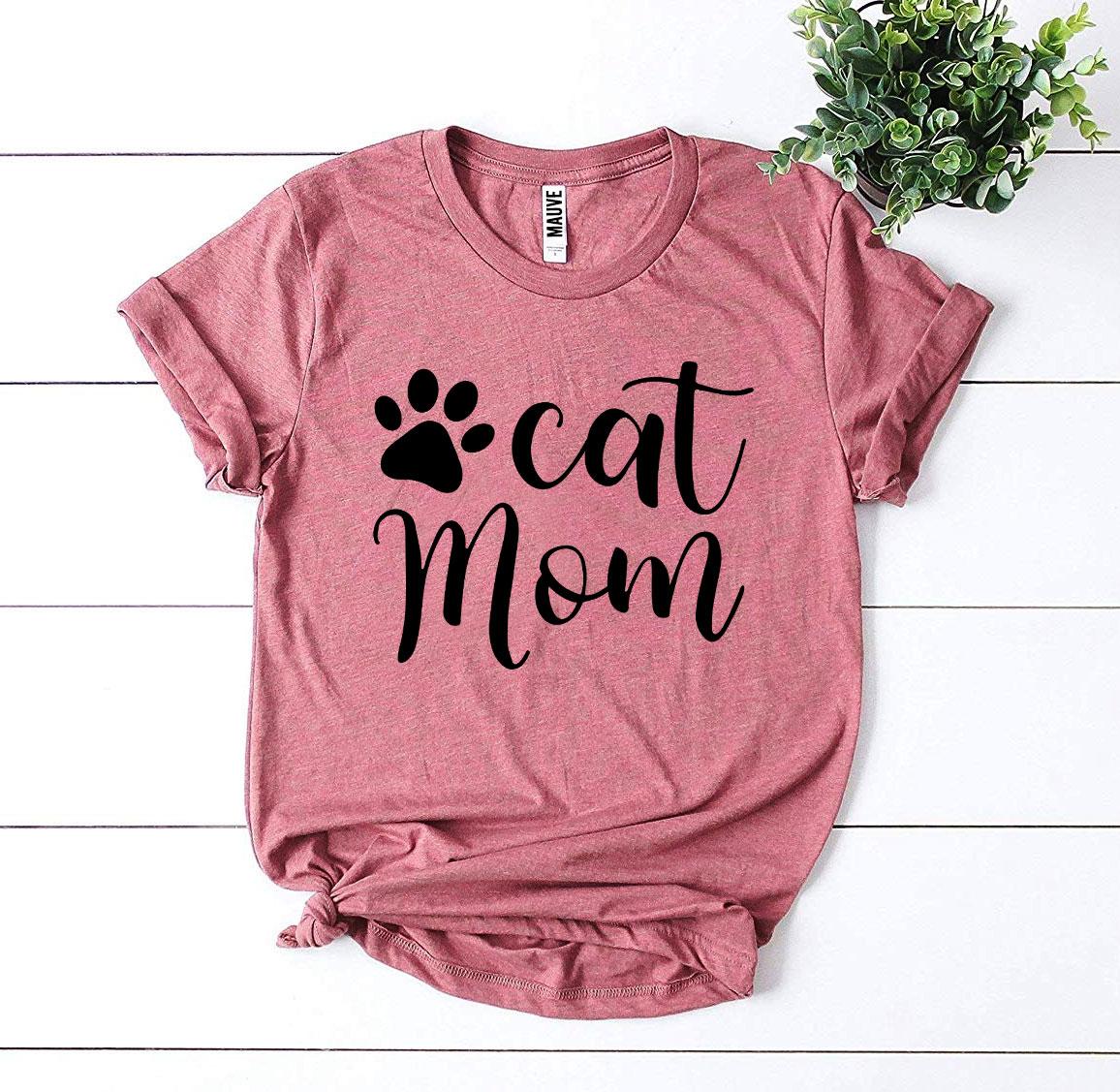 Cat Mom T-shirt - UrbanNest Co