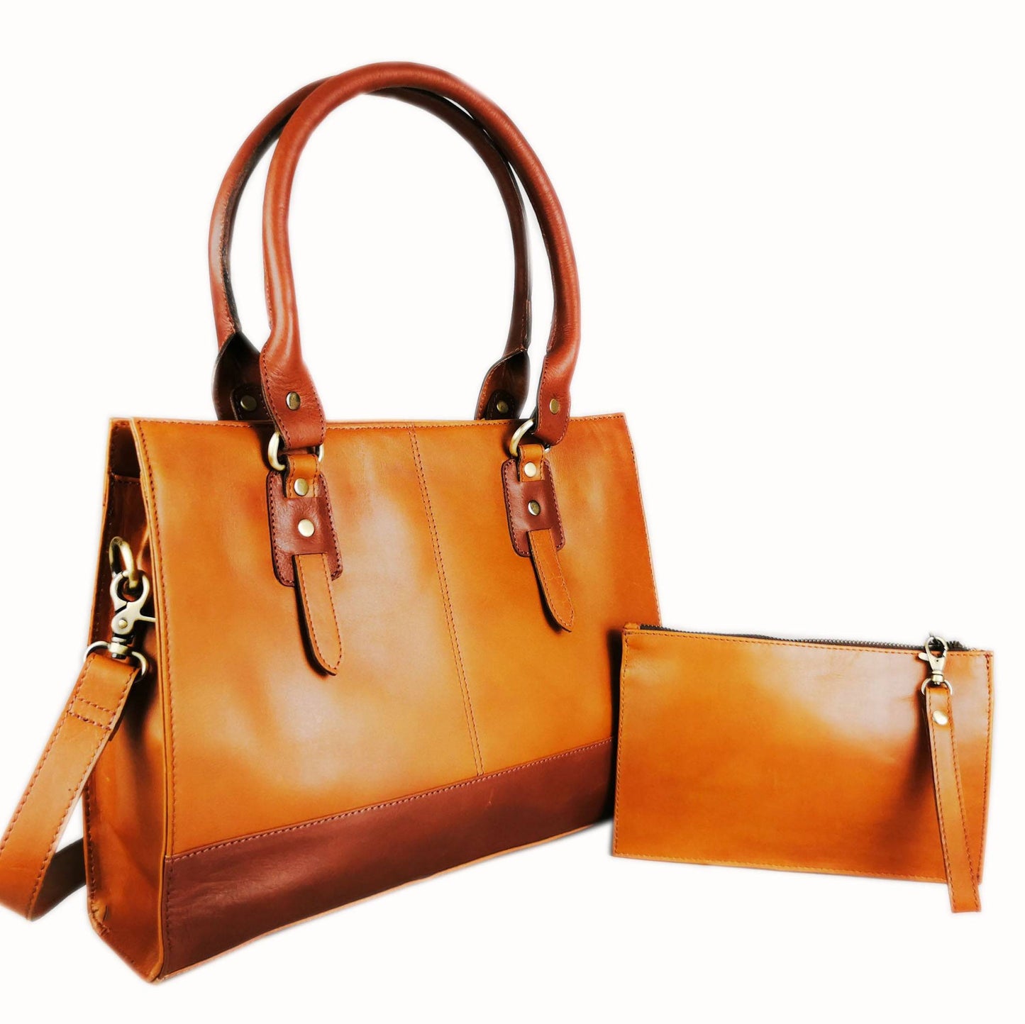 The Signature 15" Leather Laptop Bag, Tan - UrbanNest Co