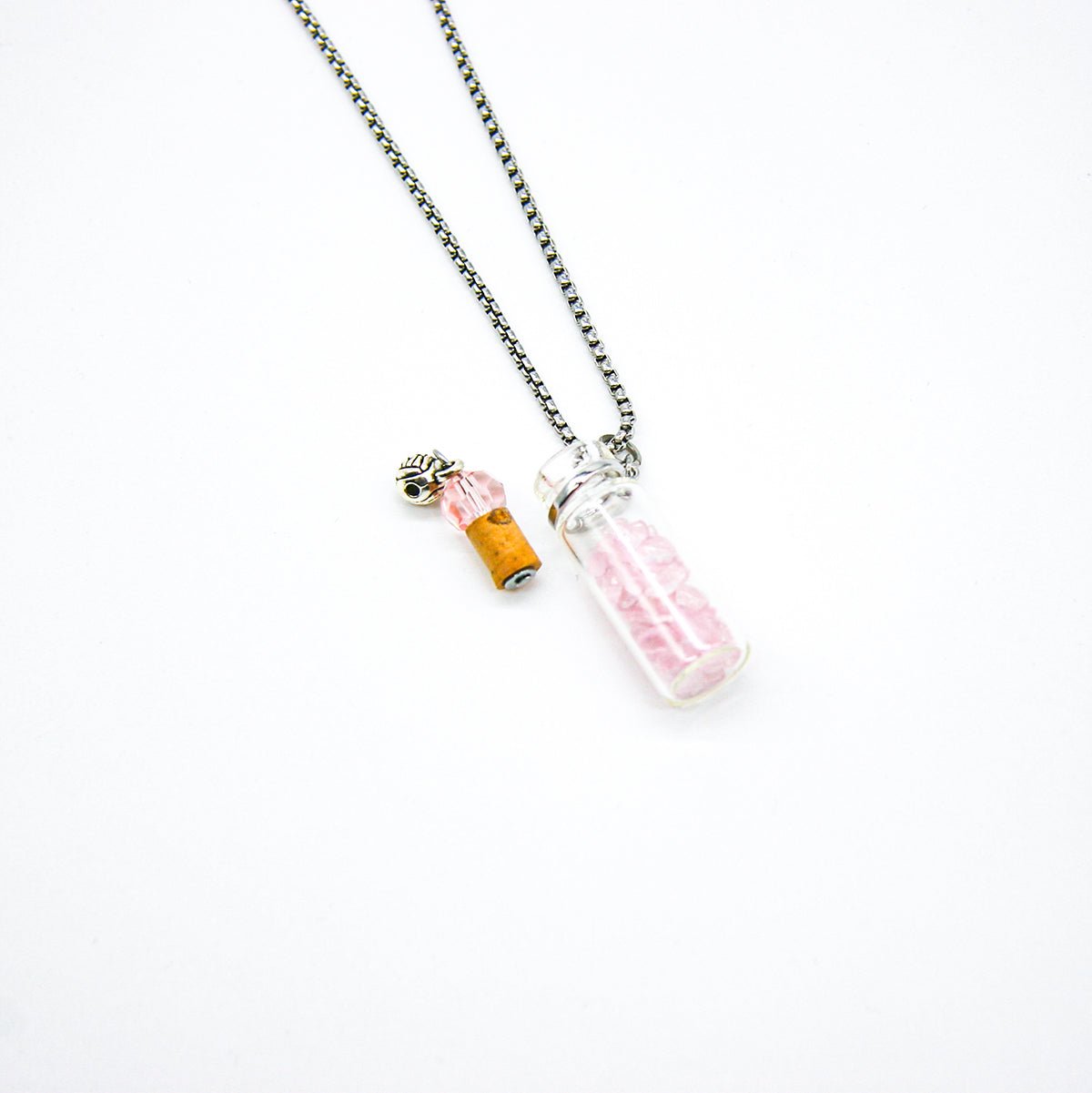 Rose Quartz Diffusing Necklace | Energy & Healing | Diffusing on the go - UrbanNest Co