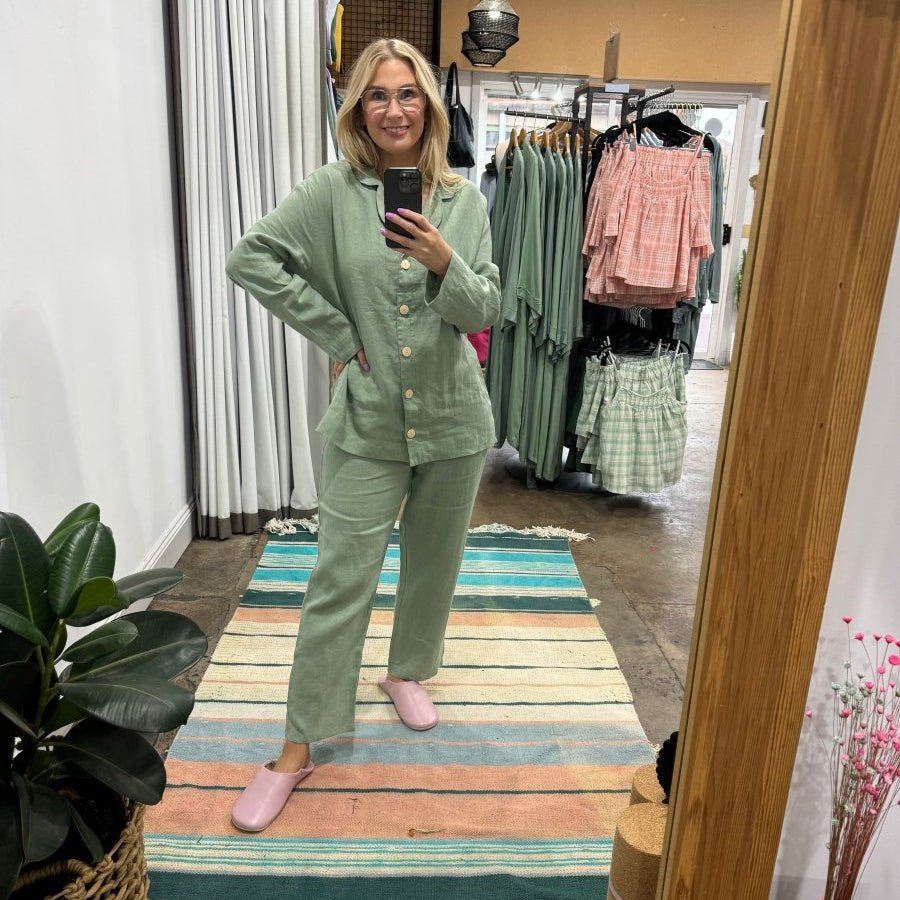 Linen Pyjama - Classic Set in Pistachio - UrbanNest Co