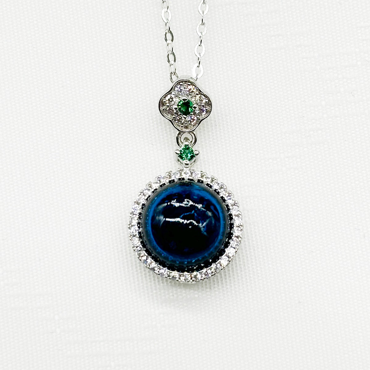 Sterling Silver Crown Jewel Aroma Necklace - Navy | Energy & Healing | Diffuse on the go - UrbanNest Co