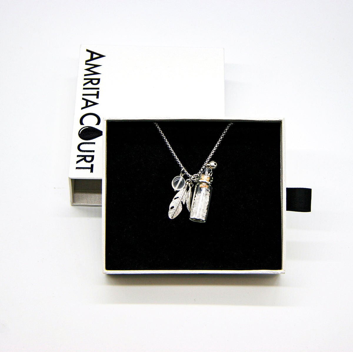 Clear Quartz Diffusing Necklace | Energy & Healing | Diffusing on the go | Perfect Gift - UrbanNest Co