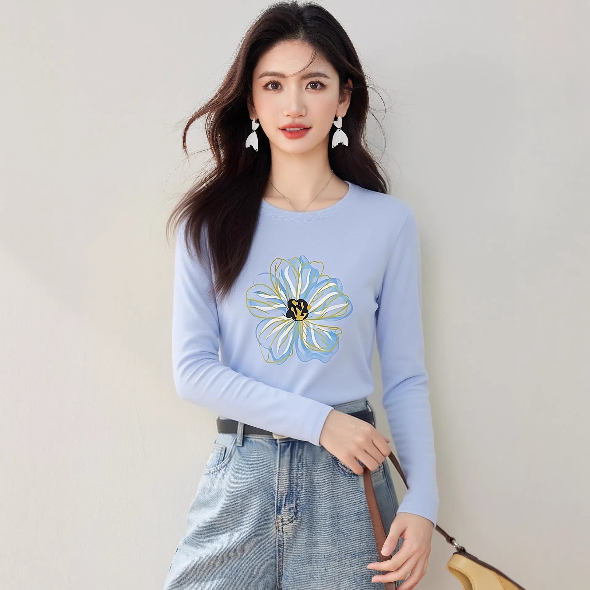 Cute round neck loose pullover long sleeve T-shirt spring lazy style youthfulness print design top for women - UrbanNest Co