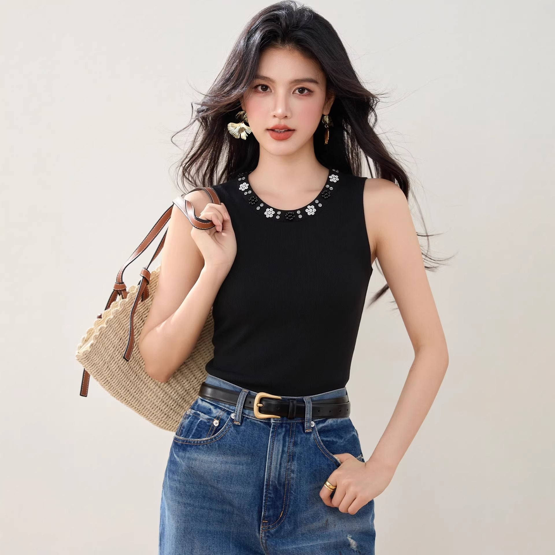 Chic Beaded Strapless Top for Women Spring and Autumn Sleeveless T-Shirt, Fitted Knitwear, Blazer Inner Layer - UrbanNest Co