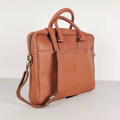 The Signature Messenger Bag Men Brown - UrbanNest Co