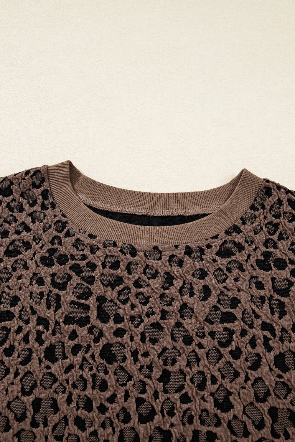 Annie Ribbed Trim Leopard Top - UrbanNest Co