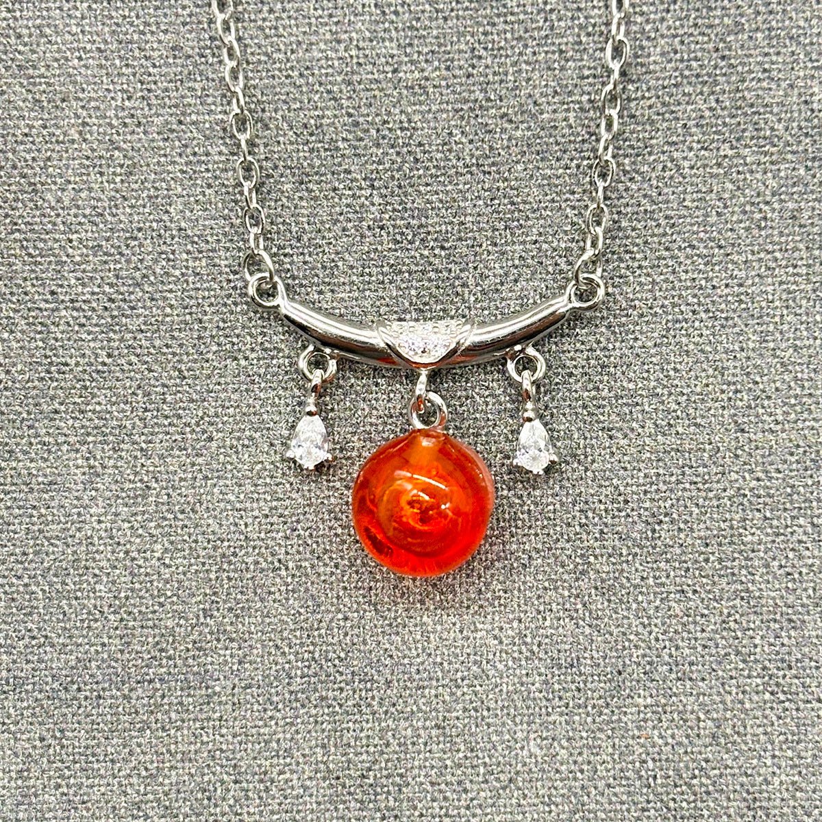 Sterling Silver Zodiac Aroma Necklace - Libra Sep - Oct | Perfect Birthday Gift | Energy & Healing | Diffuse on the go - UrbanNest Co