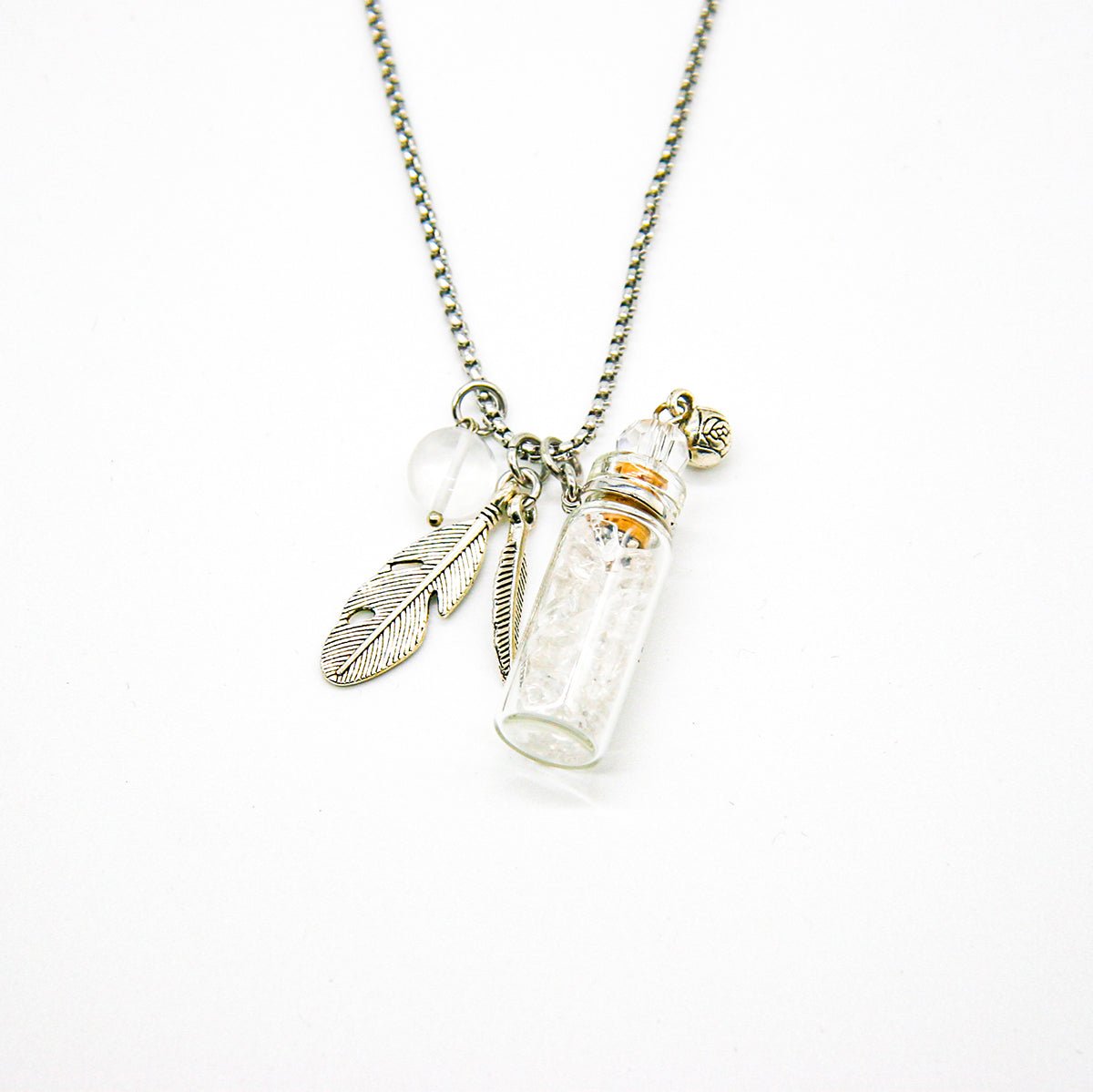 Clear Quartz Diffusing Necklace | Energy & Healing | Diffusing on the go | Perfect Gift - UrbanNest Co