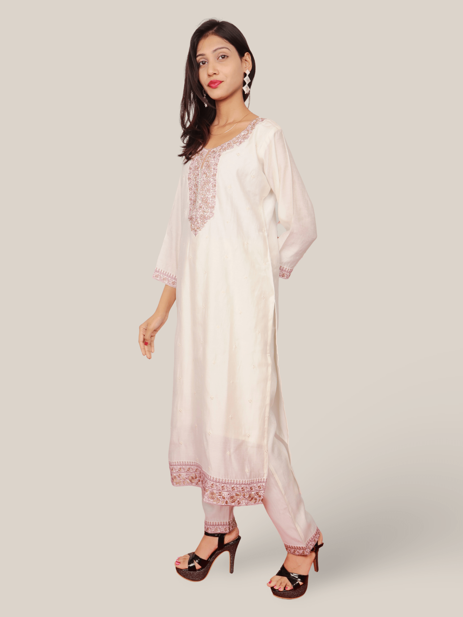 Woman's Straight Suit Set with Dupatta - UrbanNest Co