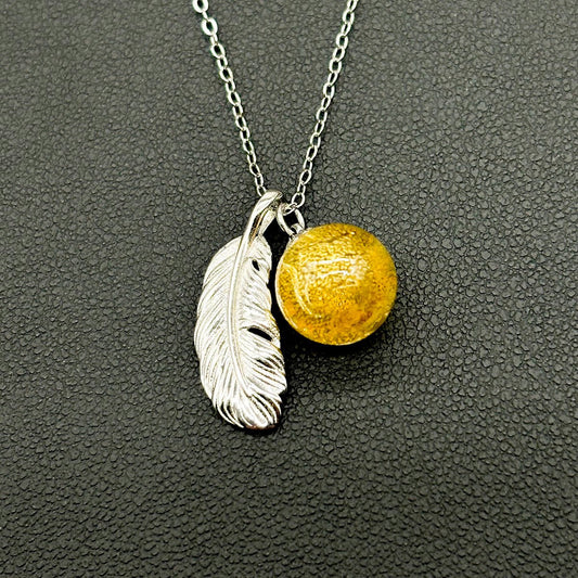 Sterling Silver Leave Aroma Necklace - Yellow | Energy & Healing | Diffuse on the go - UrbanNest Co