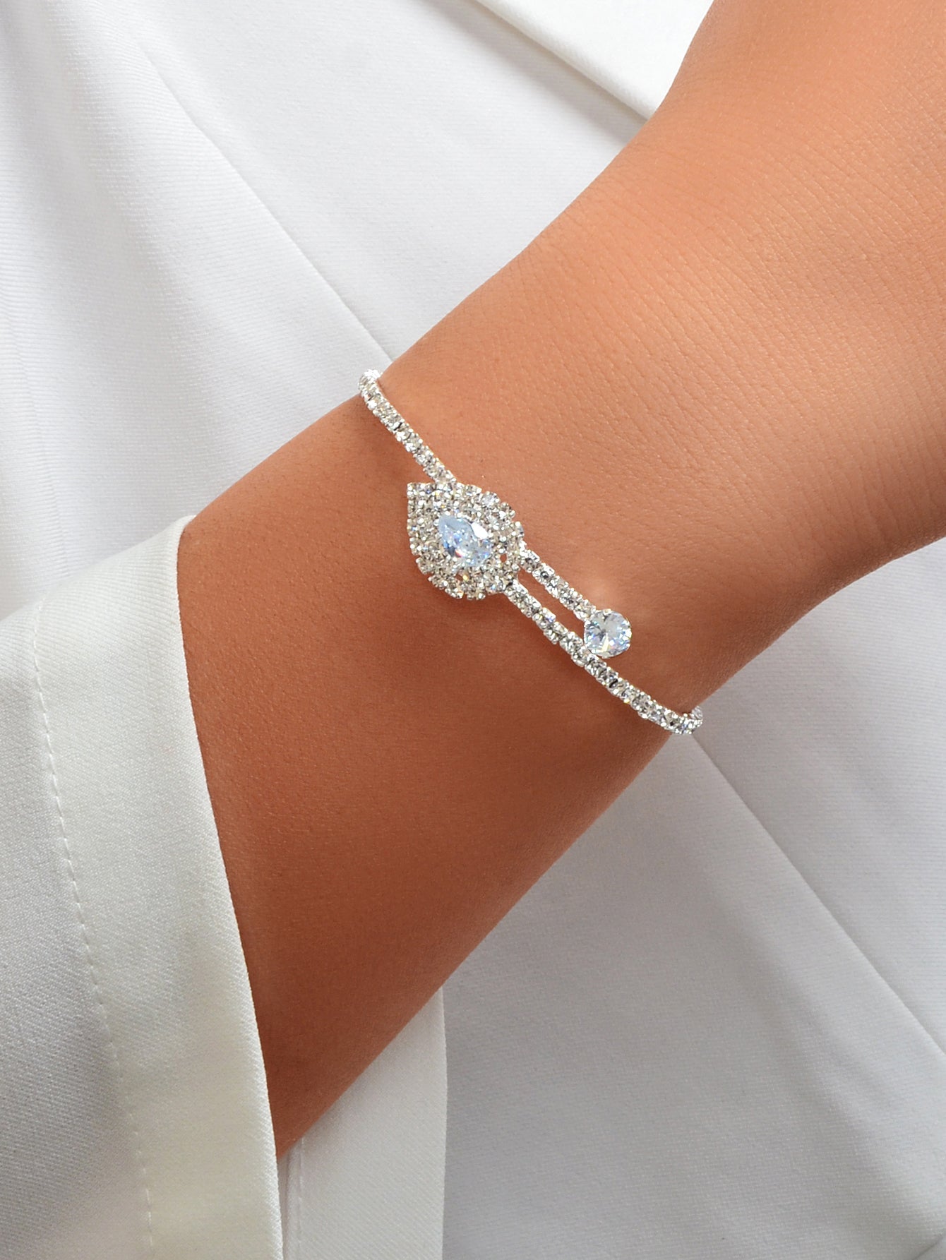 Perfect Wedding Engagement Jewellery Full Zirconia Decor Silver Bangle Bracelet - UrbanNest Co
