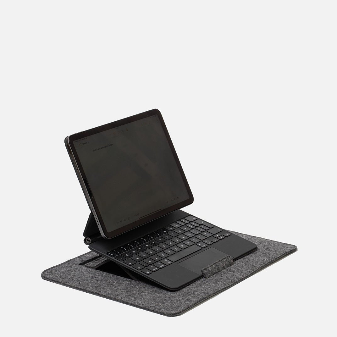 Felt Desktop iPad Stand - UrbanNest Co
