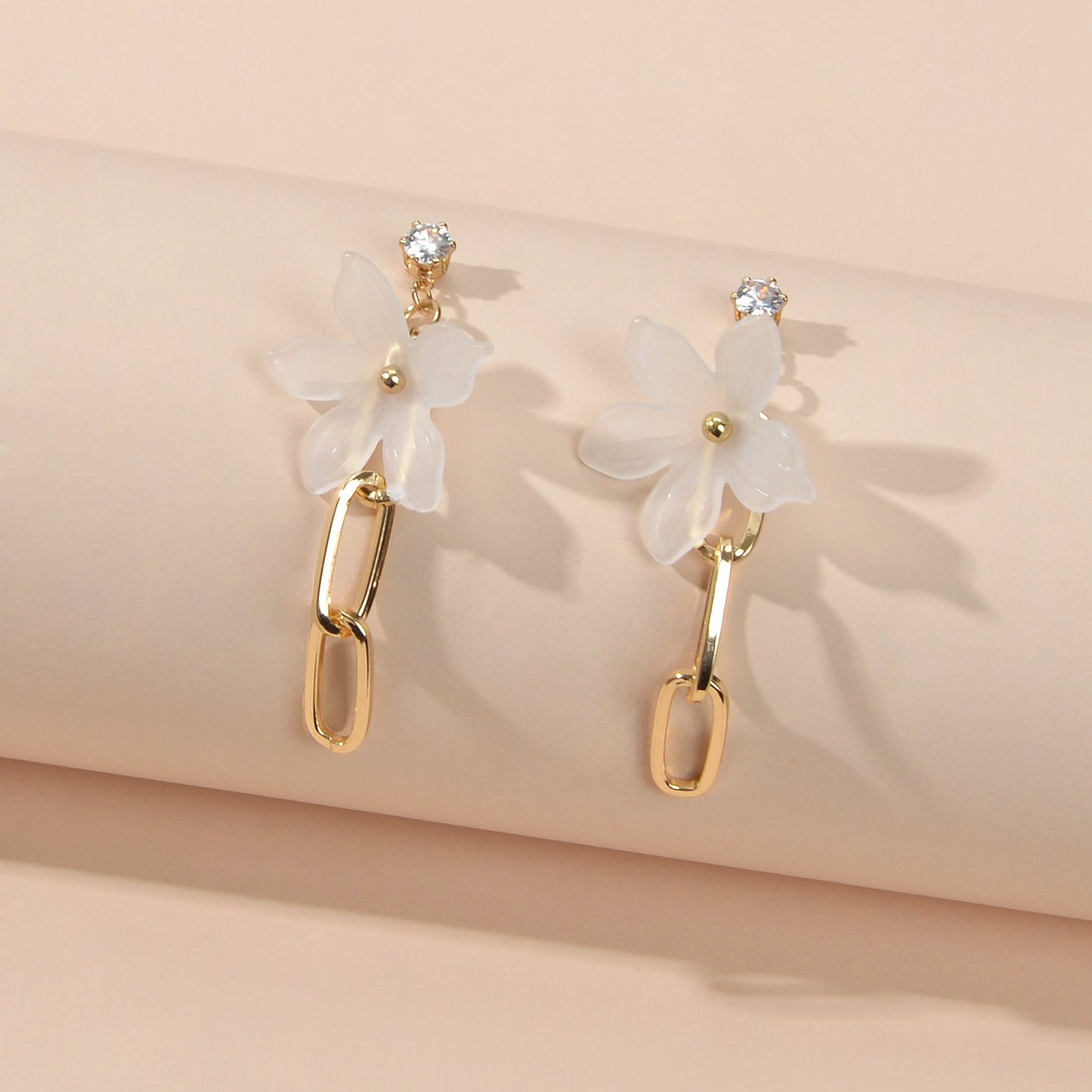 Designer Jewellery Gold Paperclip Chain Transparent Resin Flower Dangle Earrings - UrbanNest Co