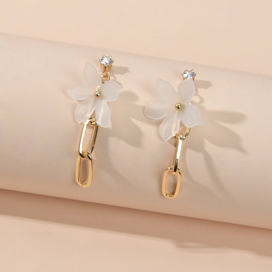 Designer Jewellery Gold Paperclip Chain Transparent Resin Flower Dangle Earrings - UrbanNest Co