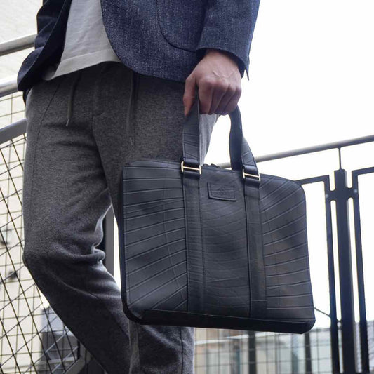 Slimline Inner Tube Padded Vegan Laptop Bag - UrbanNest Co