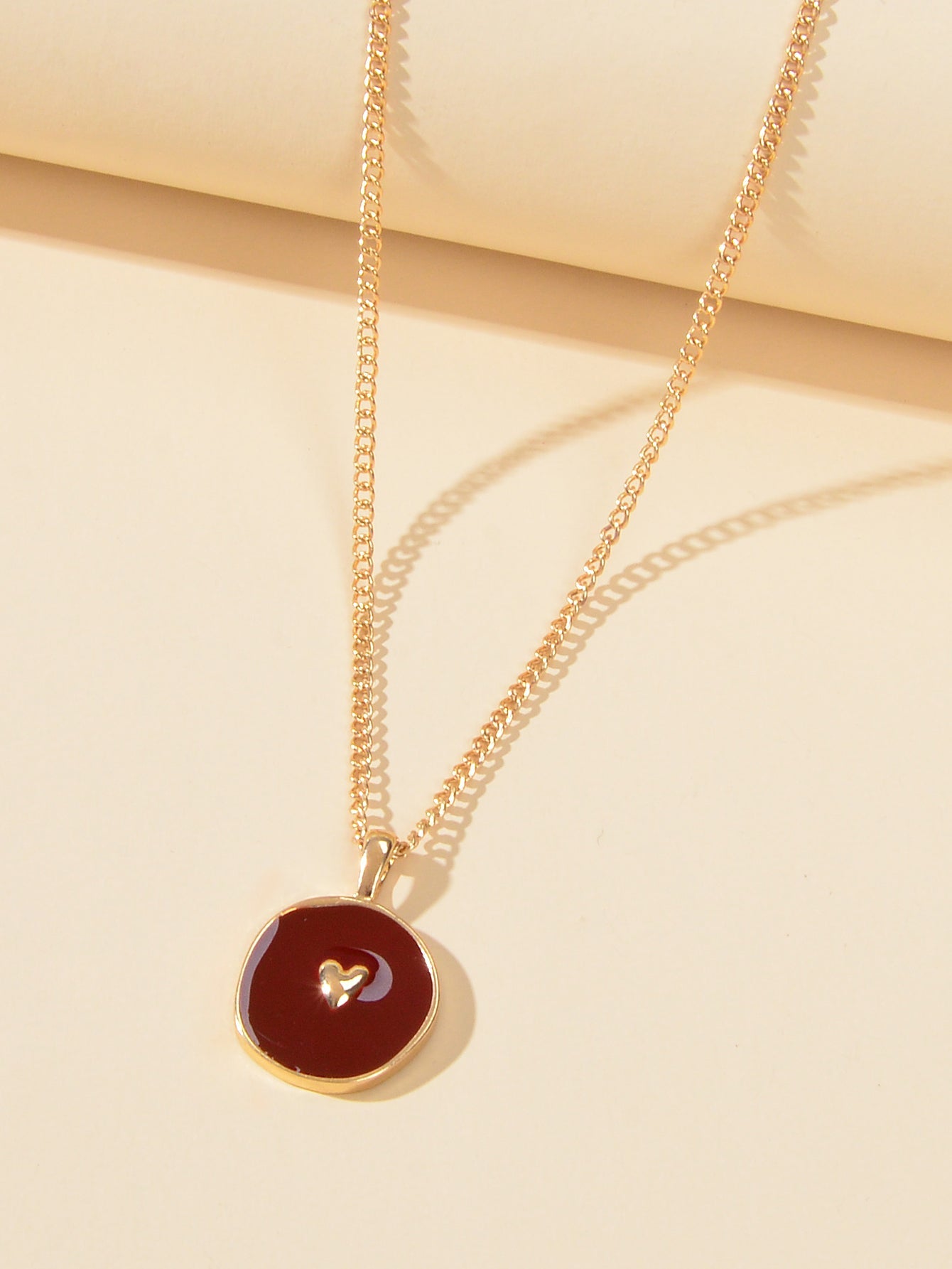 Fashion Accessories Gold Chain Heart Windred Enamel Round Charm Ladies Necklace - UrbanNest Co