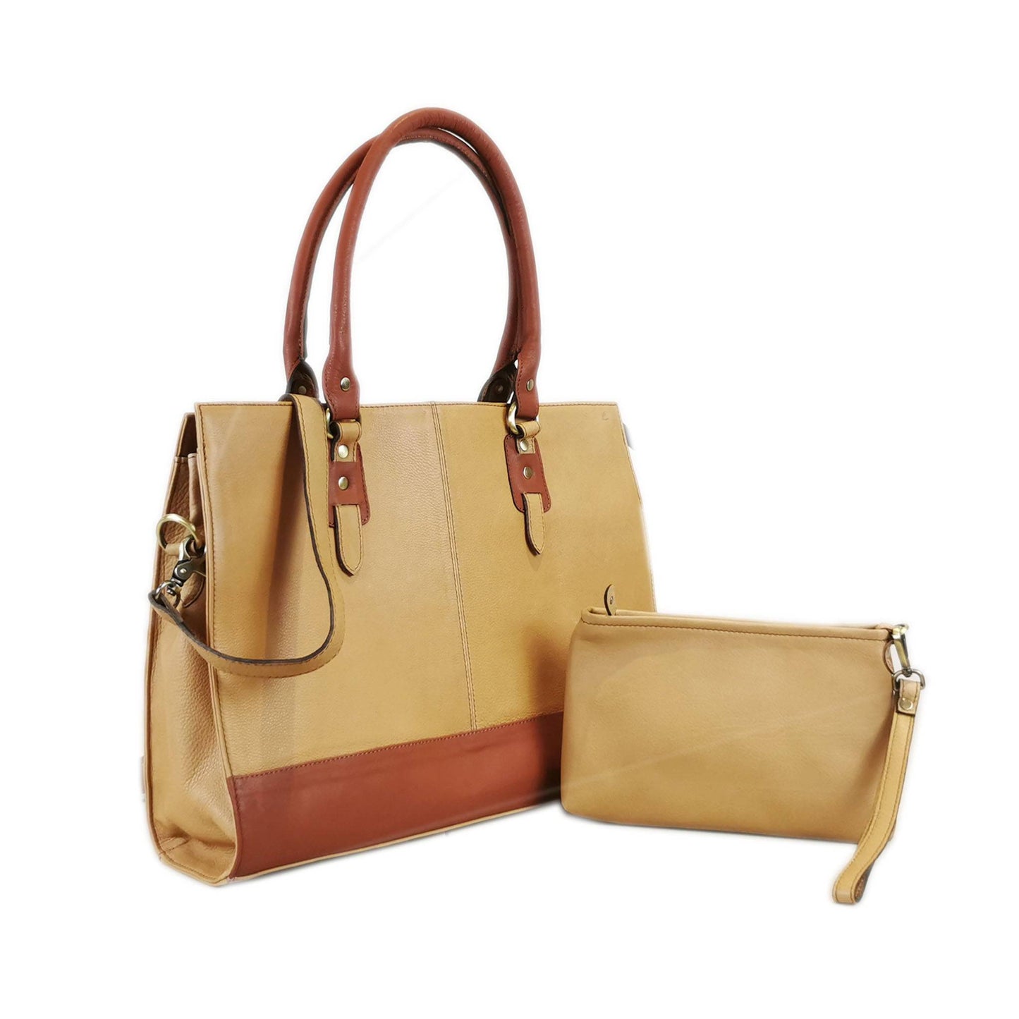 The Signature 17" Leather laptop Bag, Beige/Tan - UrbanNest Co