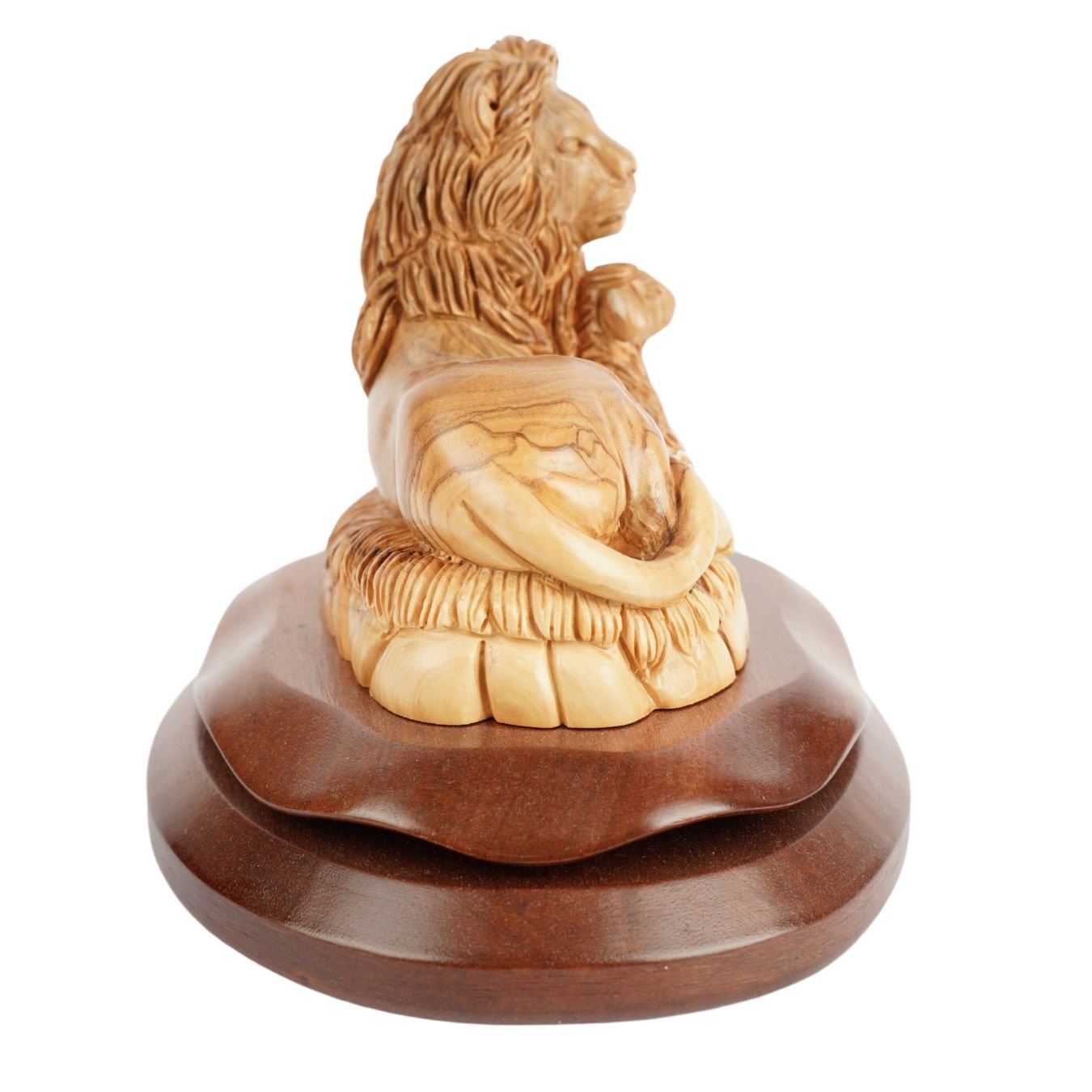 Löwe und Lamm – Symbol des Friedens aus Olivenholz (20 cm) - UrbanNest Co