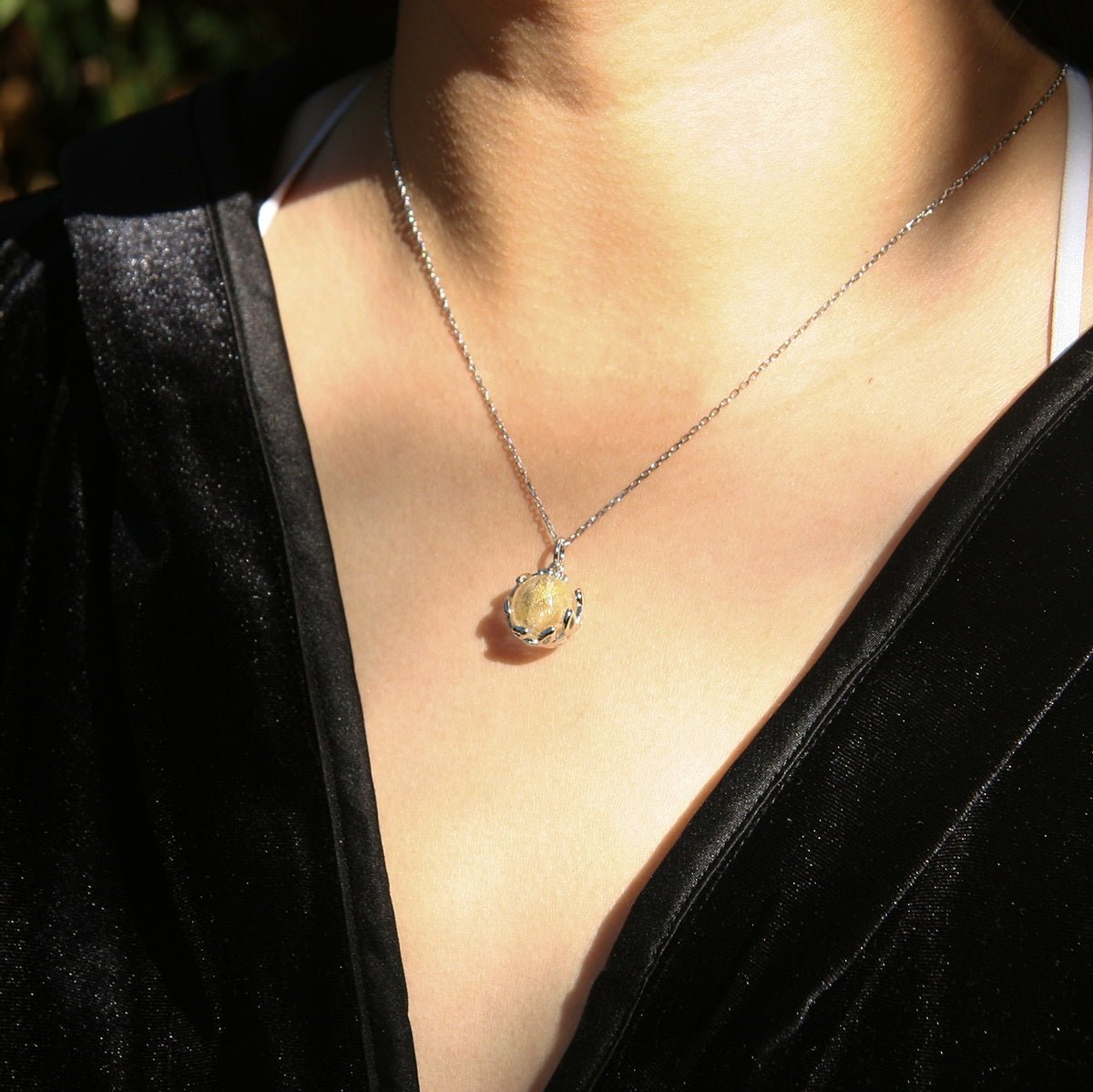 Planet Murano Aroma Necklace - Stardust Crystal | Energy & Healing | Diffuse on the go | Gift For Her - UrbanNest Co
