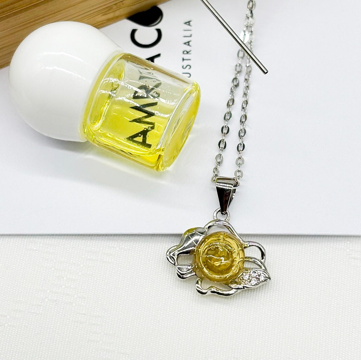 Sterling Silver Zodiac Aroma Necklace - Leo July - August | Perfect Birthday Gift | Energy & Healing | Diffuse on the go - UrbanNest Co