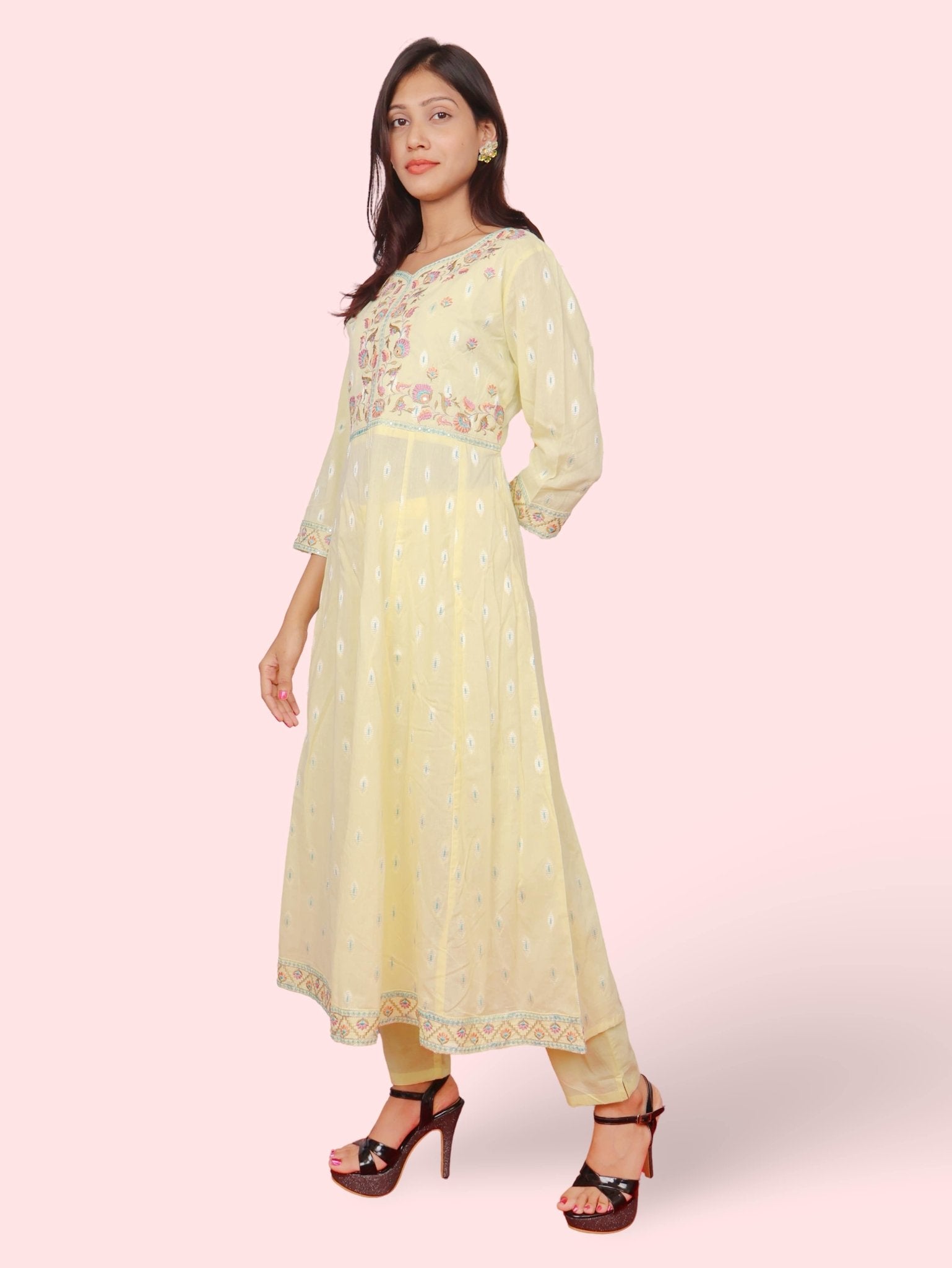 Women's Pure Cotton Kurta and Pant Set with Coordinated Dupatta - UrbanNest Co