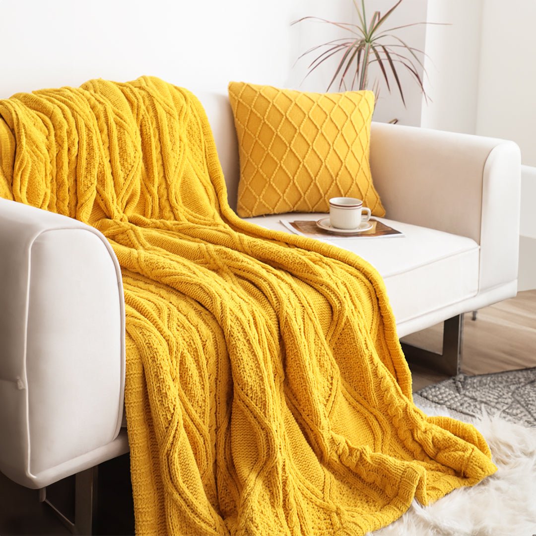 SOGA 200x230cm Throw Blanket Yellow and White Chenille Fleece Knitted Fabric on One Side Soft Suede - UrbanNest Co