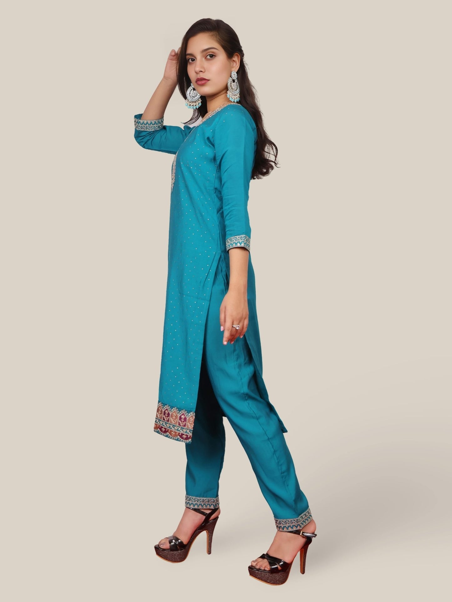 Woman Straight Suit Set with Pant - Dupatta - UrbanNest Co